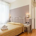 Alojamento de Acomodação e Pequeno-almoço Romantica Wellness & Lucca