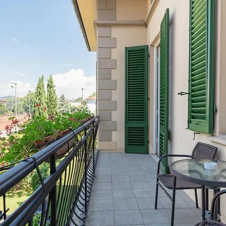 Romantica Wellness & Bed & Breakfast 2*