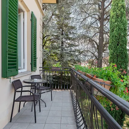 Couette-café Romantica Wellness & 3*