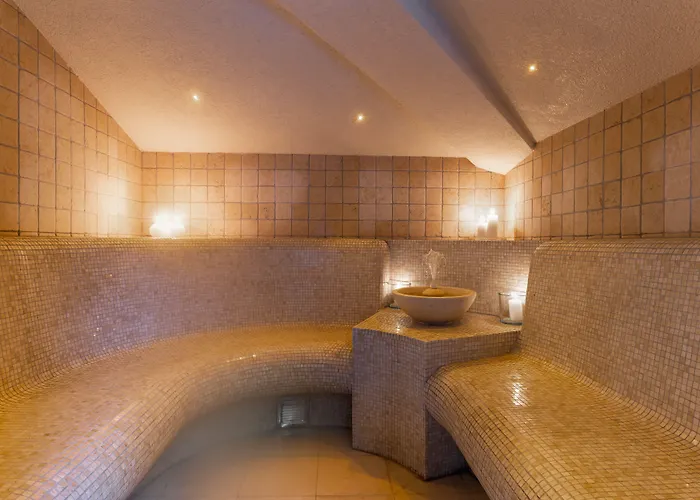 Romantica Wellness & Couette-café Lucques