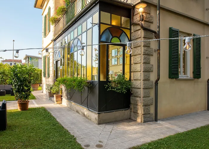 Romantica Wellness & Couette-café 3*
