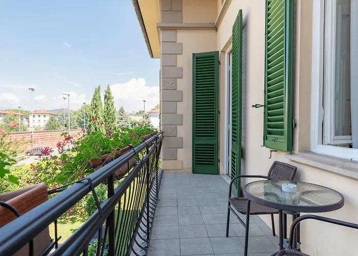 Romantica Wellness & Couette-café Lucques