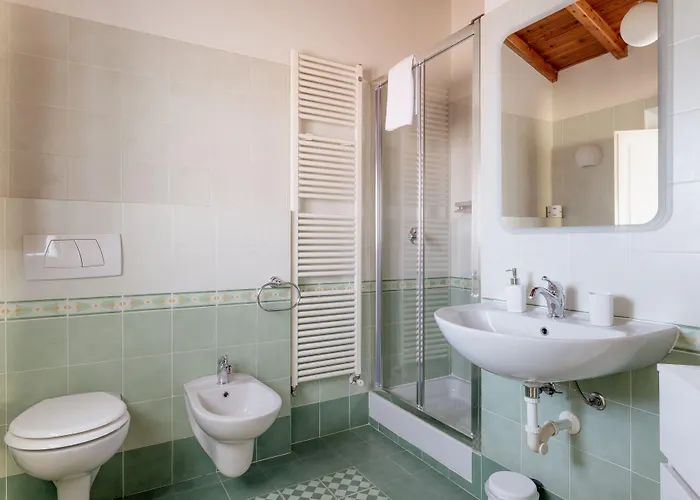 Romantica Wellness & Lucques