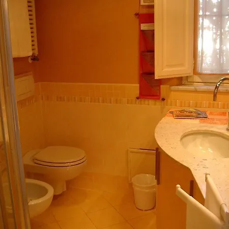 Romantica Wellness & Bed & Breakfast 2*