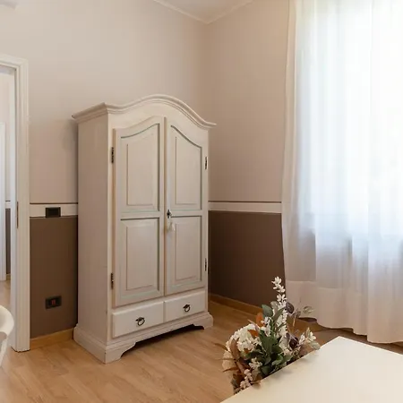 Romantica Wellness & 2*